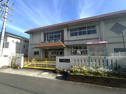 市立都跡こども園 1200m