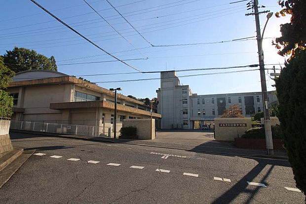 口田中学校（約1,300m）