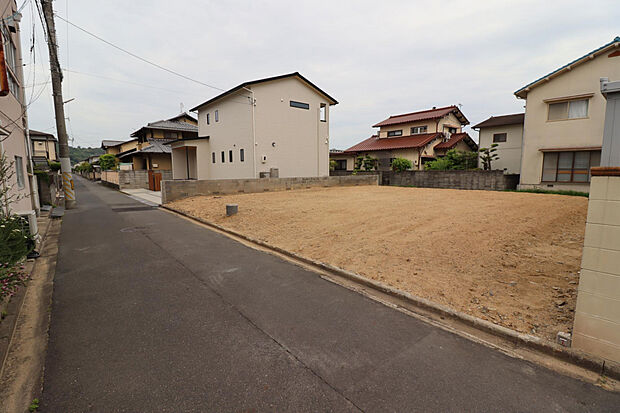 【【現地写真】】北西約4.0m公道!