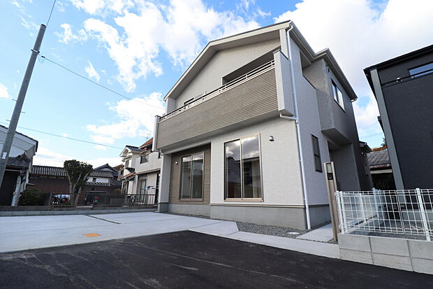 【(1)号棟】4（5）LDK＋カースペース2台