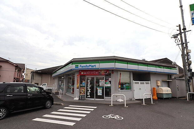 ファミリーマート岡山藤田店(約570m)