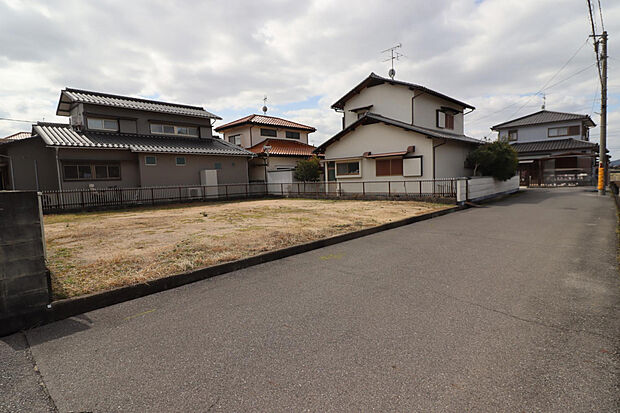 【【現地写真】】★北前面道路約5.2m公道★
