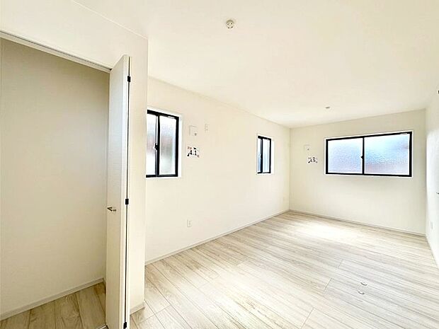 収納が充実しているので居住スペースを広々使えます  