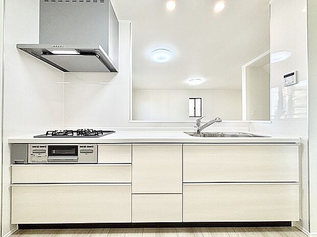 毎日使うキッチンだから、使いやすさ&お手入れのしやすさにこだわりました。