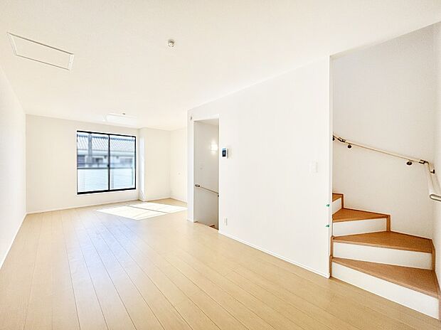 リビング階段、毎日大切な家族とコミュニケーションがとれる家族思いの間取り