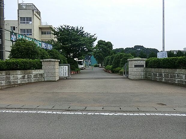 三芳町立藤久保中学校()