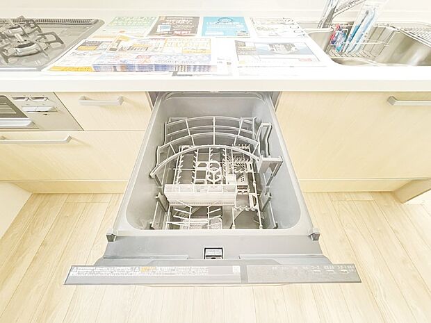 【食洗機】面倒なお片づけは食洗機にお任せ!家事の負担が減って、時間にも気持ちにもゆとりができます。