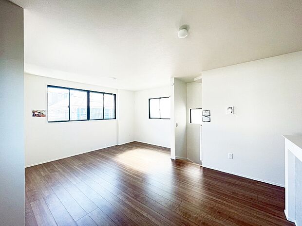 【ダイニング】家族が自然と集まる憩いのスペースになりそう