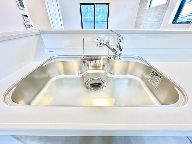 【浄水器】いつでも清潔なおいしいお水を。一つの水栓で水道水と浄水を使い分け。