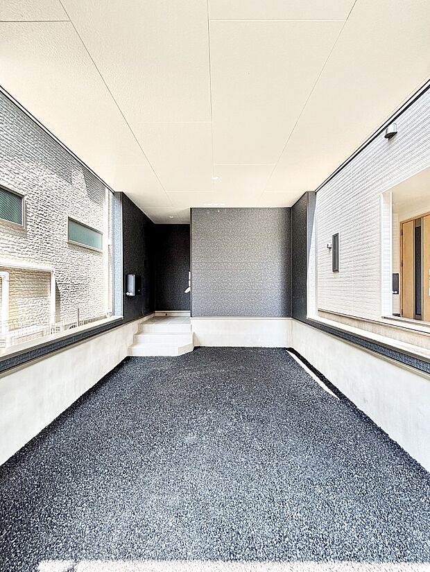 【駐車場】生活に欠かせない駐車スペース。