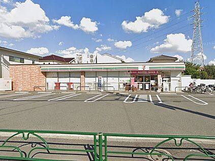 セブン-イレブン練馬西大泉３丁目店 500m