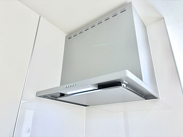 【その他設備(レンジフード)】基本的なお手入れはフィルターのみ!お手入れのしやすさも魅力です。