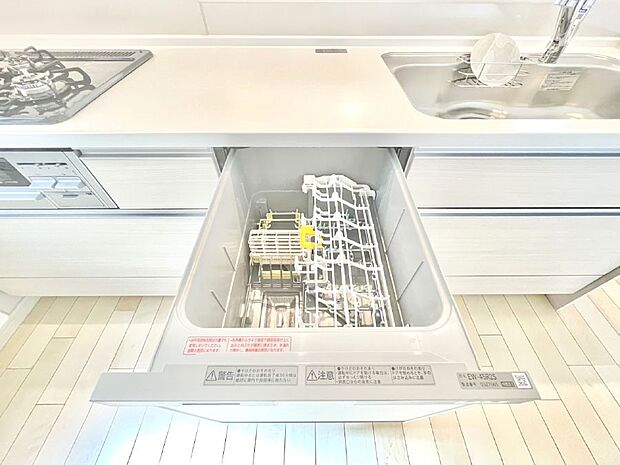 【食洗機】面倒なお片づけは食洗機にお任せ！家事の負担が減って、時間にも気持ちにもゆとりができます。