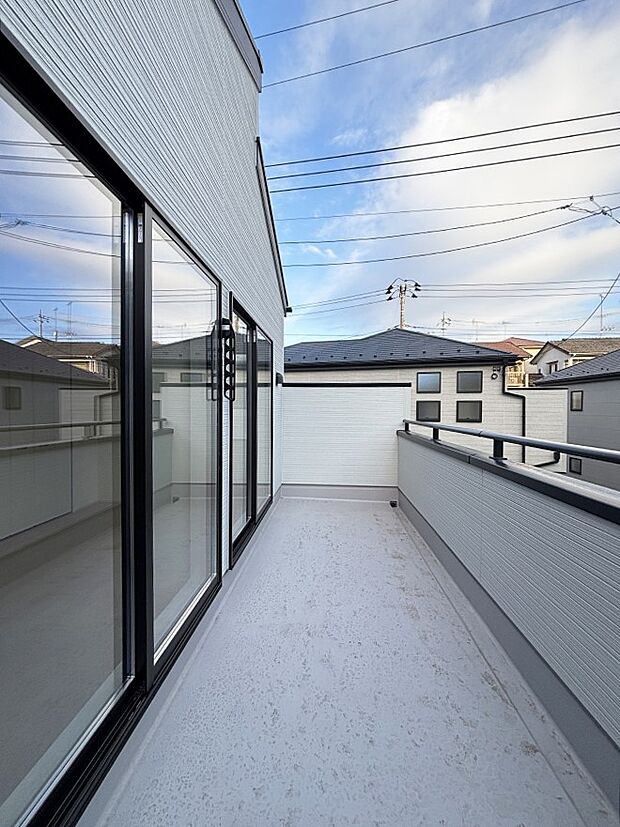 【バルコニー】風通しの良いバルコニー