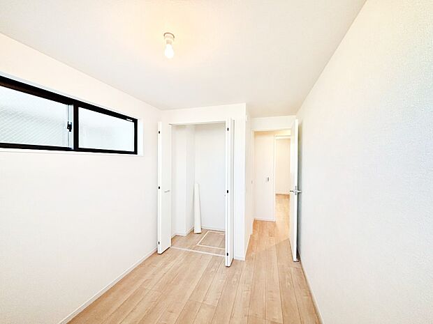 【その他内観】1階のサービスルームは個室として利用できます