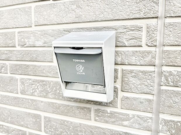 【その他現地】電気自動車の充電に!EVコンセント付き