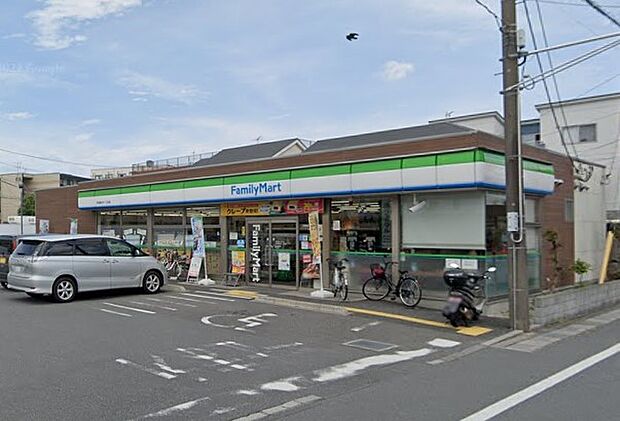 ファミリーマート 戸田美女木一丁目店（約300m・徒歩4分）