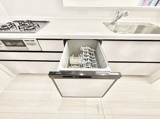 【食洗機】面倒なお片づけは食洗機にお任せ！家事の負担が減って、時間にも気持ちにもゆとりができます。