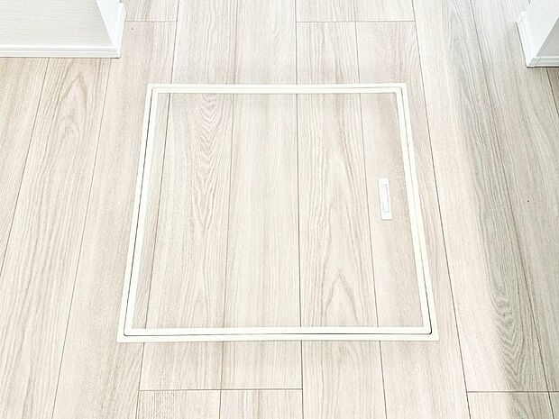 【床下収納】床下収納付き!日用品・非常用品の収納にも大活躍。