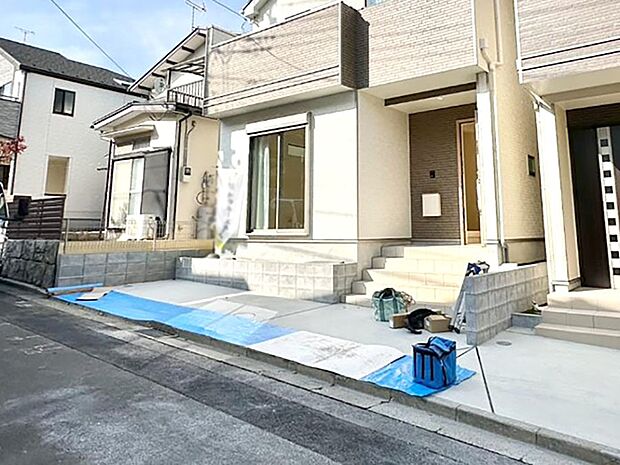 【駐車場】生活に欠かせない駐車スペース。