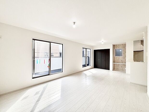 【ダイニング】家族が自然と集まる憩いのスペースになりそう