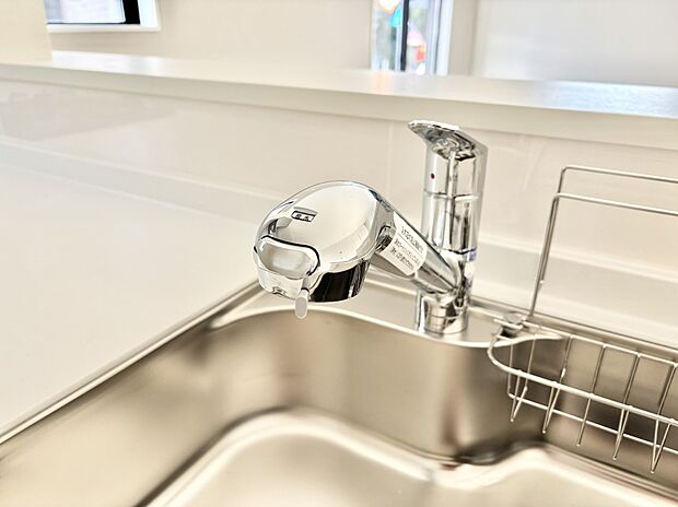 【蛇口一体型浄水器】いつでも清潔なおいしいお水を。一つの水栓で水道水と浄水を使い分け。