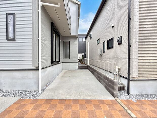 【駐車場】生活に欠かせない駐車スペース。