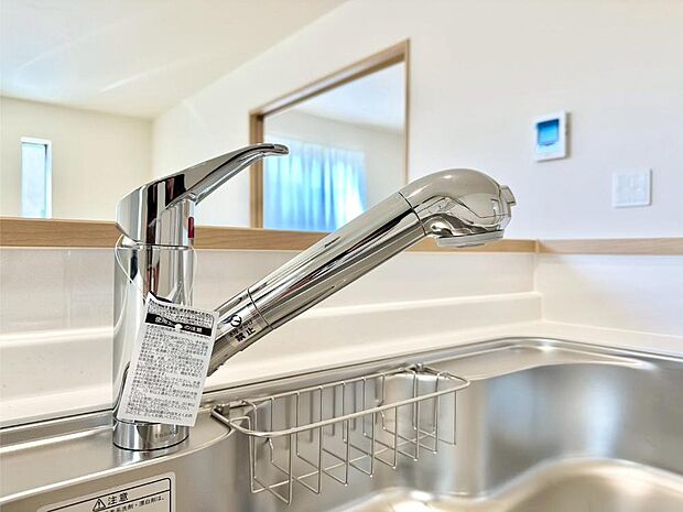 【蛇口一体型浄水器】いつでも清潔なおいしいお水を。一つの水栓で水道水と浄水を使い分け。