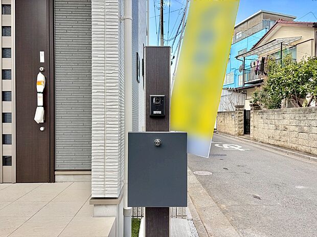 【その他現地】表札・インターホン・ポストをひとつに集約