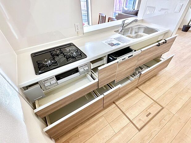 【スライド収納】使いやすさを優先したスライド式収納タイプ!