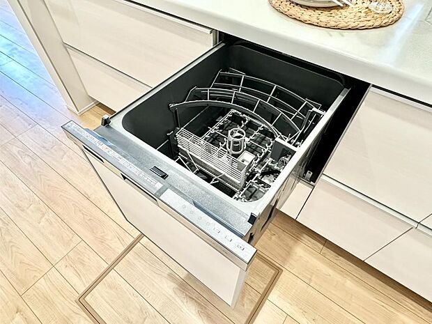 【食洗機】面倒なお片づけは食洗機にお任せ!家事の負担が減って、時間にも気持ちにもゆとりができます。