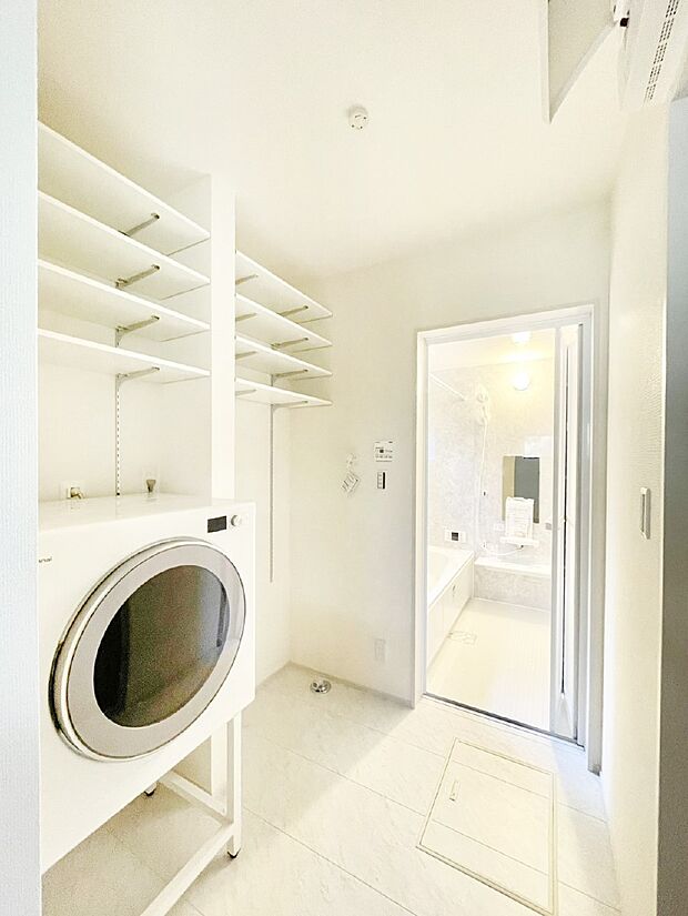 【ガス乾燥機】雨の日が続いても安心の乾燥機付き