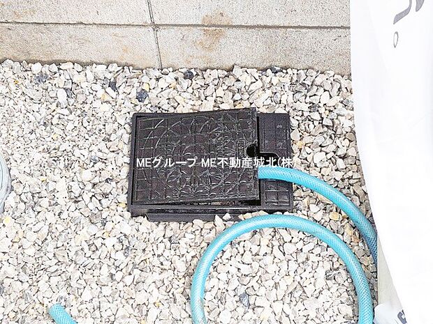 【その他現地】ガーデニングやお掃除に便利な外水栓  