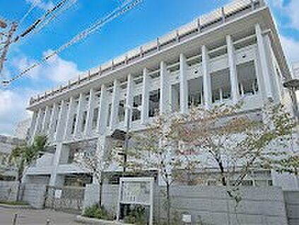 北区立明桜中学校 940m