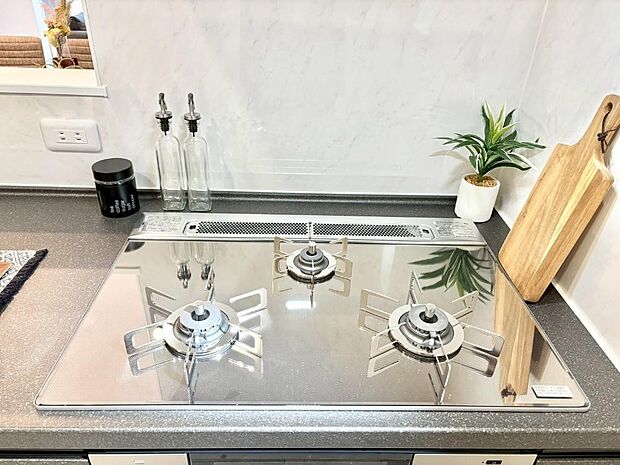【3口コンロ】三口ガスコンロでお料理が一気にはかどりそう