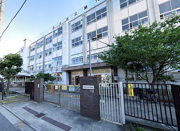 足立区立第六中学校（約930m・徒歩12分）