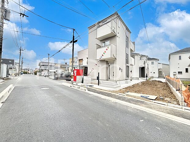 【現地外観写真】たっぷりの陽光と心地よい風が舞い込む住まい