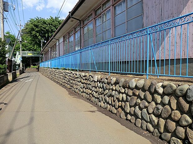 慈光幼稚園(約1,500m)