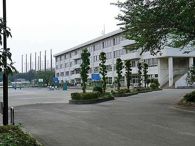 川越市立高階西中学校(約1,200m)