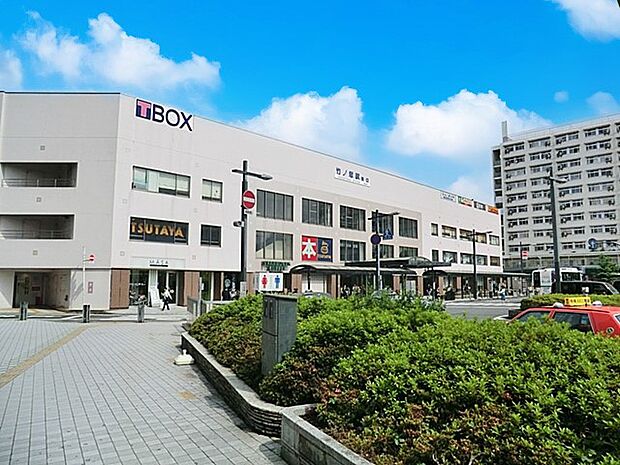 東武伊勢崎線竹ノ塚駅(約2,200m)