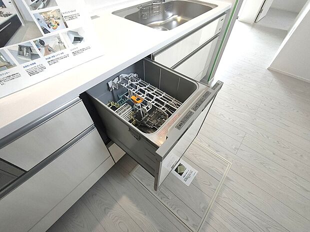 【自動食器洗乾燥機】毎日の家事の負担を減らしてくれます♪