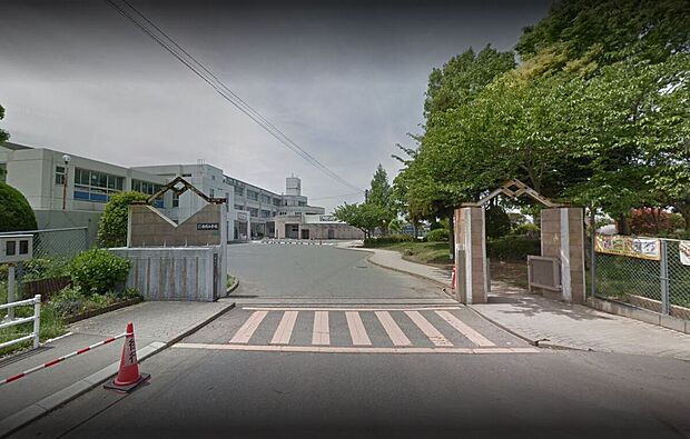 赤間小学校(約1,100m)