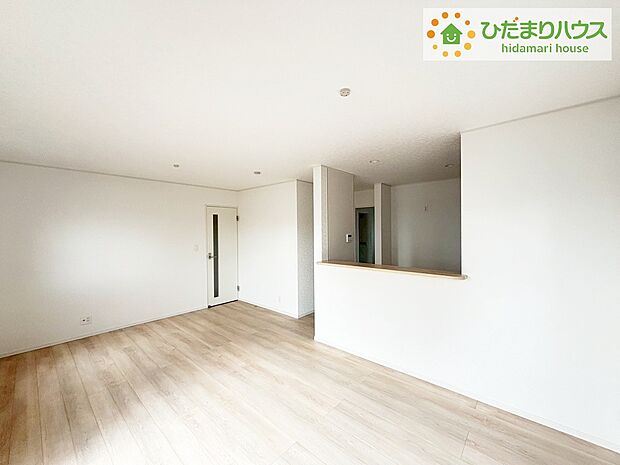 -選べる豪華家電プレゼントキャンペーン実施中-
《3号棟》早くお仕事終わらせて、家に帰りたくなるようなリビングです(^^♪