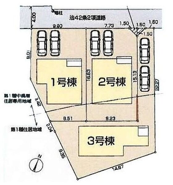 全３棟の分譲地。全棟敷地４６坪超えのゆとりのお住まいです！カースペースは２台分♪
前面道路は車の侵入が少なく、周辺は閑静な住宅街です！