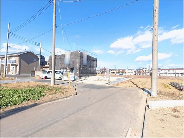 ひとたび扉を開けばそこに待っているのは上質な空間とマイホームでの新生活をイメージさせる優雅なひととき。「この家なら…」ではなく「ここに住みたい♪」と思う感動をお届けいたします。