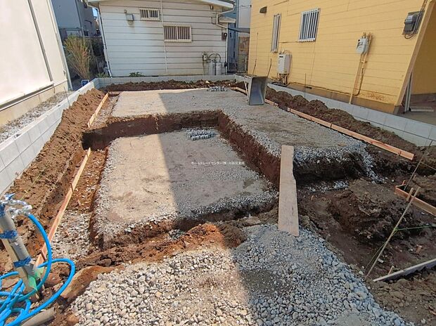 住宅性能評価で耐震等級3(最高等級)を取得!お客様を守る大切な住宅だからこそ、第三者の検査を受けて安心して住んでいただける住宅をご案内させて頂きます。その頑丈さを、ぜひ現地にてご体感くださいませ。