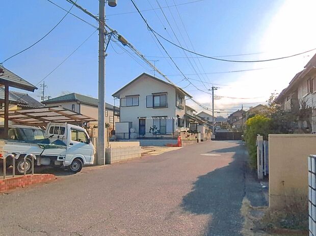 ひとたび扉を開けばそこに待っているのは上質な空間とマイホームでの新生活をイメージさせる優雅なひととき。「この家なら…」ではなく「ここに住みたい♪」と思う感動をお届けいたします。