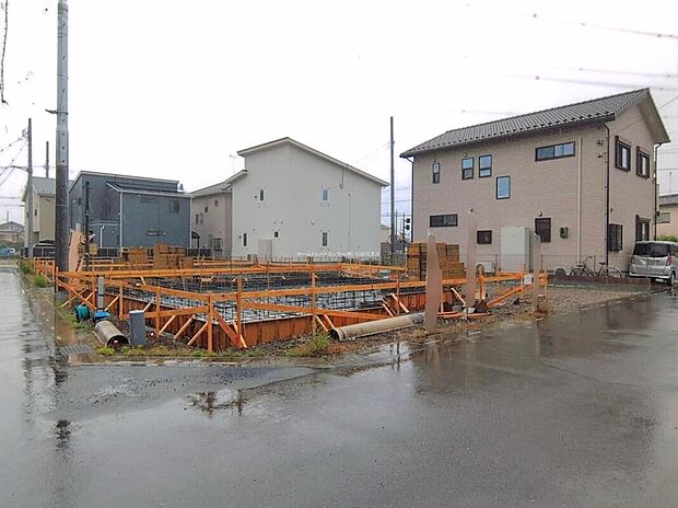 住宅性能評価で耐震等級３（最高等級）を取得！お客様を守る大切な住宅だからこそ、第三者の検査を受けて安心して住んでいただける住宅をご案内させて頂きます。その頑丈さを、ぜひ現地にてご体感くださいませ。