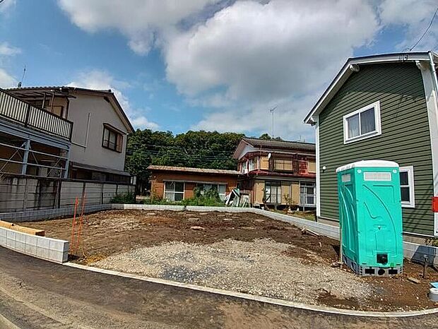 住宅性能評価で耐震等級3(最高等級)を取得!お客様を守る大切な住宅だからこそ、第三者の検査を受けて快適にお住まいいただける住宅をご案内させていただきます。その頑丈さを、ぜひ現地にてご体感くださいませ。