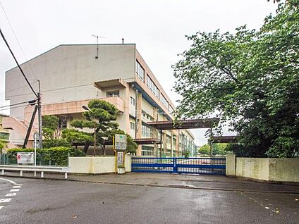 川越市立霞ケ関東中学校 1300m(徒歩１７分)